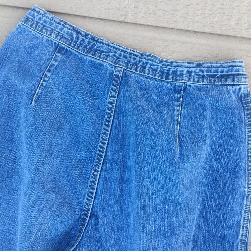St. John’s Bay Denim Capris Size 8 - Picture 4 of 6